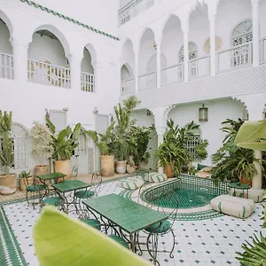 Oriental Glory & Riad